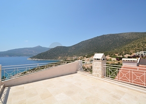          Прекрасна вілла з видом на море в районі Каламар, Калкан  