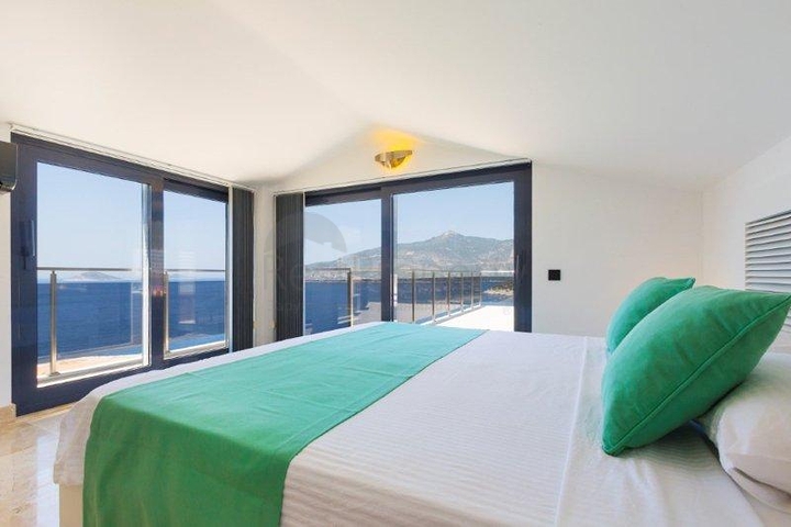 Елітна вілла в Калкані з видом на море