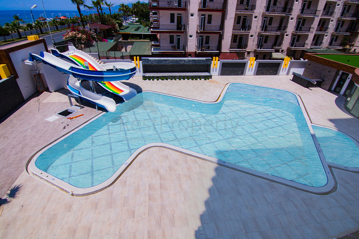 Новий комплекс на першій лінії Новий комплекс на першій лінії