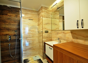 Новий комплекс на першій лінії Новий комплекс на першій лінії