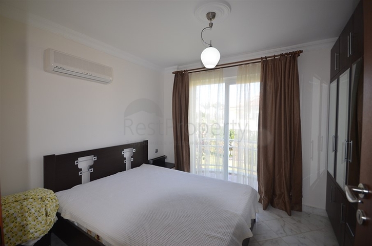 Вілла з власним пляжем і прямим видом на море