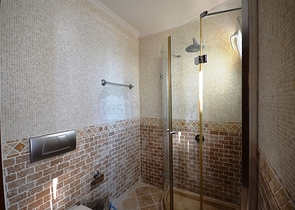 Вілла з власним пляжем і прямим видом на море