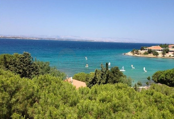 Вілла плануванням 3+2 для великої родини Вілла плануванням 3+2 для великої родини