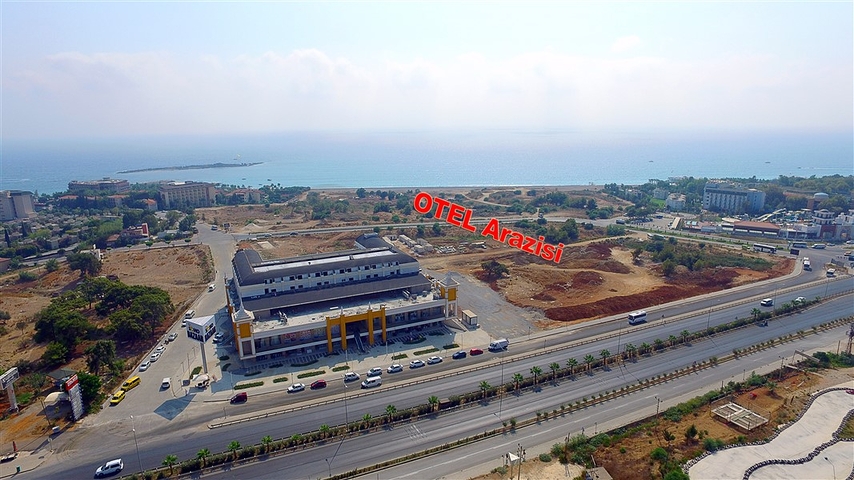 Новий торговий центр в Окурджаларі