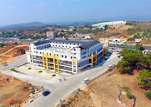 Новий торговий центр в Окурджаларі