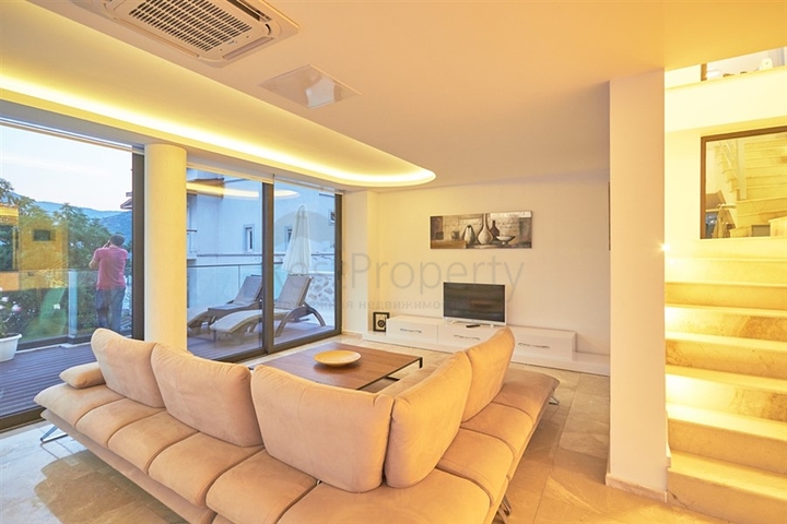 Елітна вілла 5 + 1 в Калкані