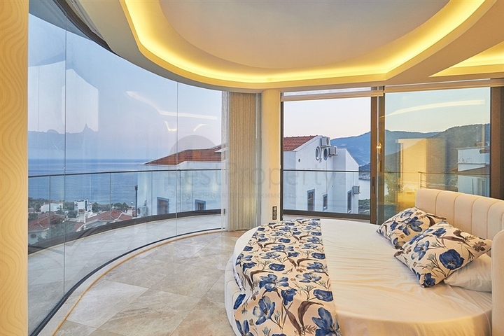 Елітна вілла 5 + 1 в Калкані