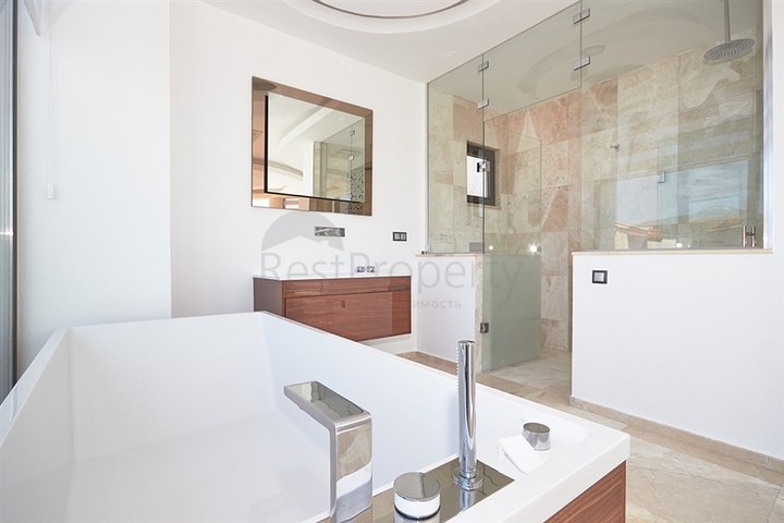 Елітна вілла 5 + 1 в Калкані