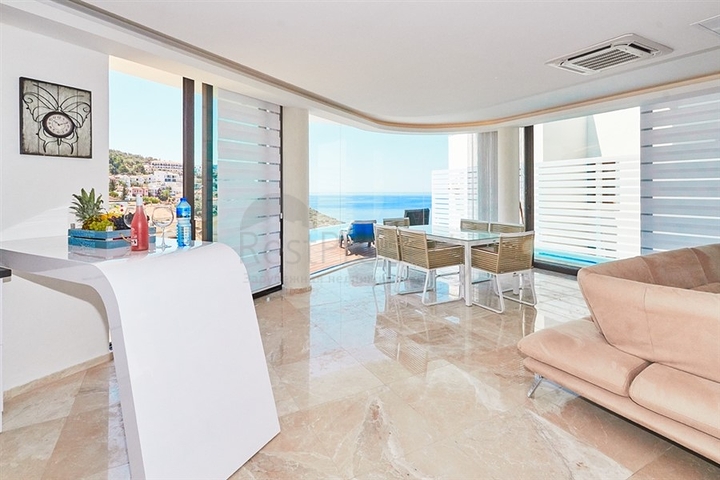 Елітна вілла 5 + 1 в Калкані