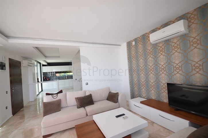 Вілла з приголомшливим видом в Калкані