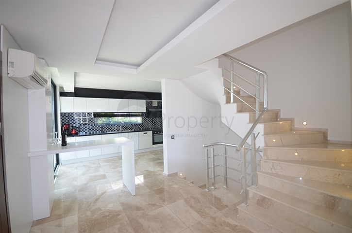 Вілла з приголомшливим видом в Калкані