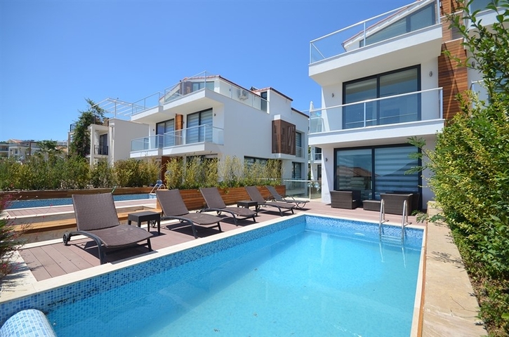 Вілла з приголомшливим видом в Калкані