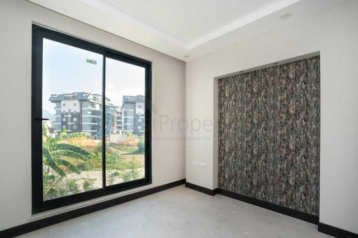 Бізнес-центр в районі, що розвивається Оба