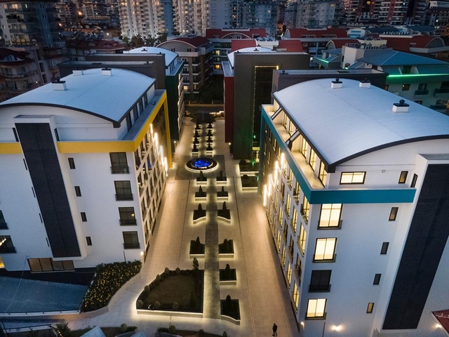 Бізнес-центр в районі, що розвивається Оба