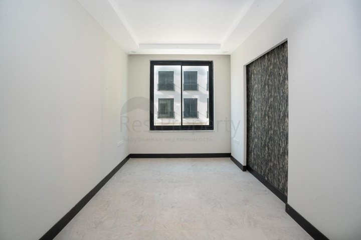 Бізнес-центр в районі, що розвивається Оба