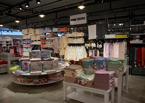 Торгові приміщення в районі Окурджалар