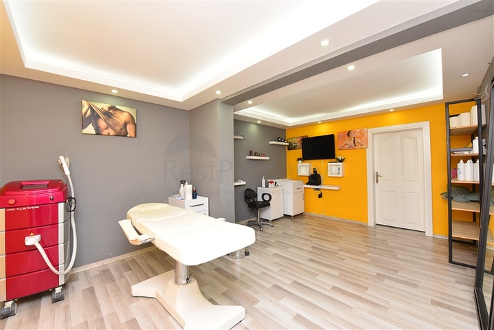 Комерційне приміщення в самому центрі Аланії