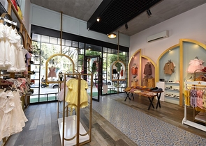 Комерційне приміщення в самому центрі Аланії