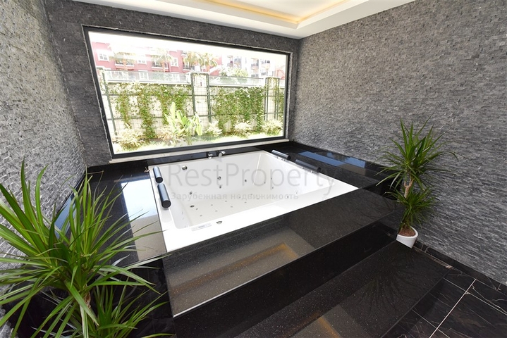 Пентхаус 2 + 1 на оренду в районі пляжу Клеопатри