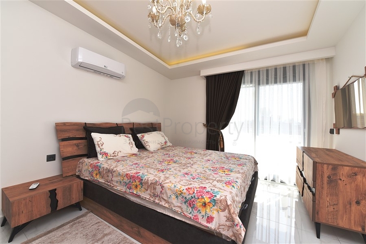 Пентхаус 2 + 1 на оренду в районі пляжу Клеопатри