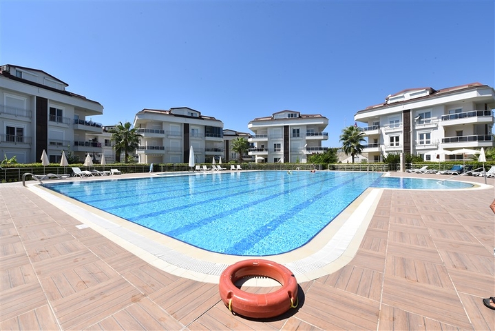 Просторий Дуплекс 3 + 1 в районі Турклер