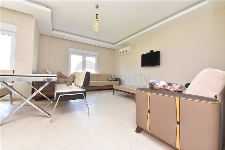 Просторий Дуплекс 3 + 1 в районі Турклер