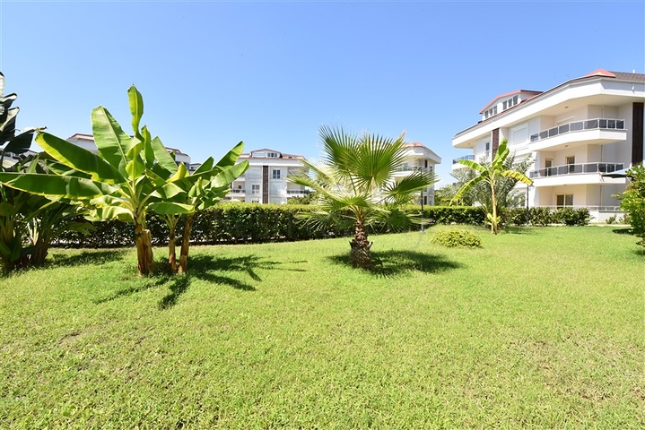 Просторий Дуплекс 3 + 1 в районі Турклер