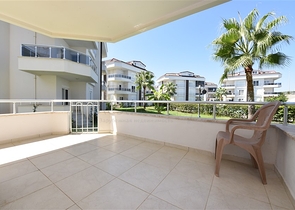 Просторий Дуплекс 3 + 1 в районі Турклер