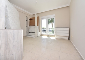 Просторий Дуплекс 3 + 1 в районі Турклер