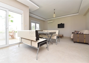 Просторий Дуплекс 3 + 1 в районі Турклер