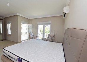 Просторий Дуплекс 3 + 1 в районі Турклер