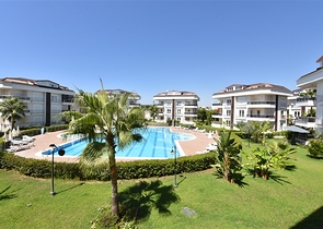 Просторий Дуплекс 3 + 1 в районі Турклер