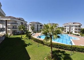 Просторий Дуплекс 3 + 1 в районі Турклер