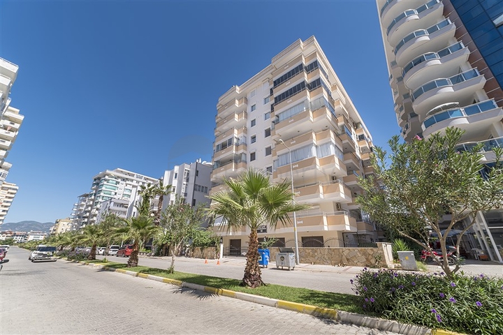 Квартира 2 + 1 в 300 м від моря в районі Махмутлар