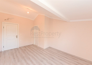 Великий пентхаус 4 + 1 площею 165 м2