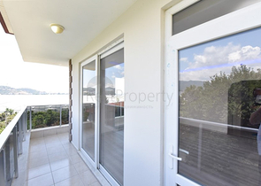 Великий пентхаус 4 + 1 площею 165 м2