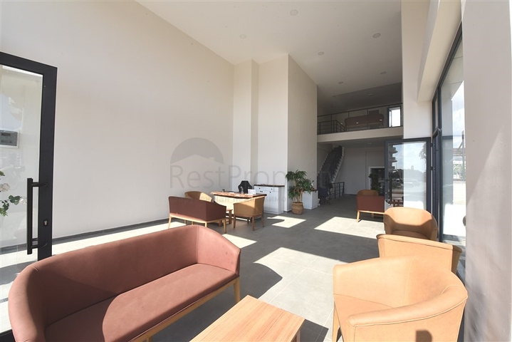 Комерційне приміщення з виходом на центральну вулицю району Каргиджак 