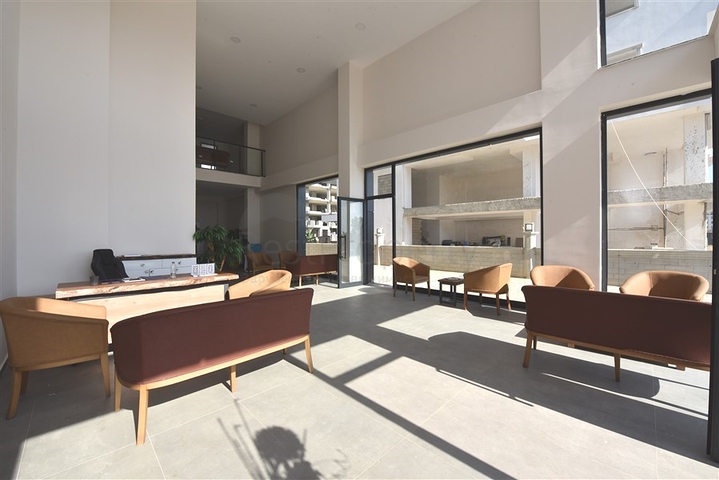 Комерційне приміщення з виходом на центральну вулицю району Каргиджак 