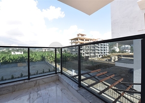 Комерційне приміщення з виходом на центральну вулицю району Каргиджак 