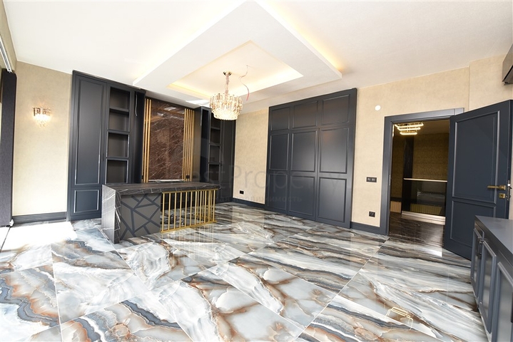 Комерційне приміщення в центрі Махмутлара