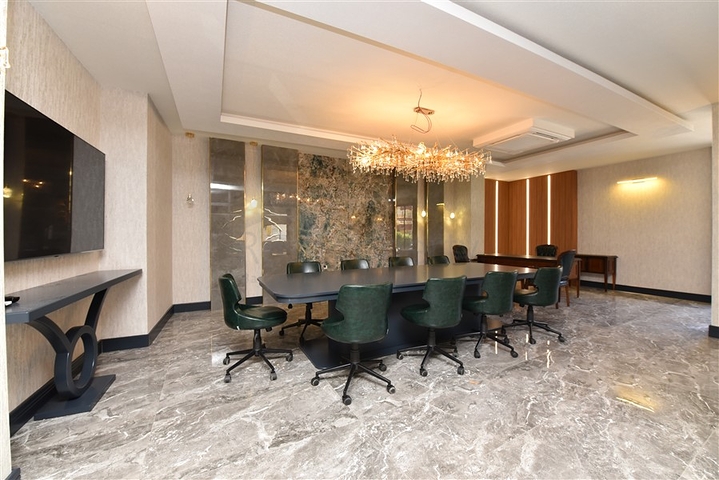 Комерційне приміщення в центрі Махмутлара