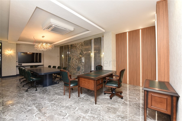 Комерційне приміщення в центрі Махмутлара