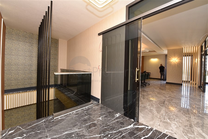 Комерційне приміщення в центрі Махмутлара