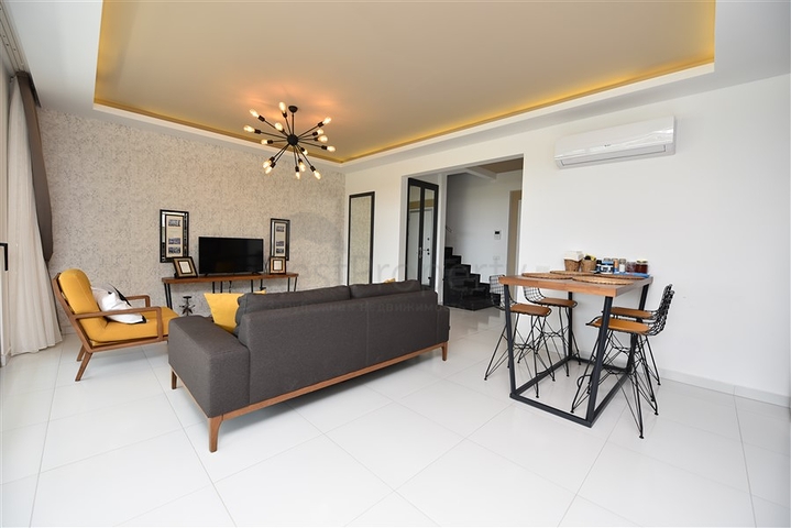 Садовий дуплекс в одному з кращих комплексів в районі Каргыджак