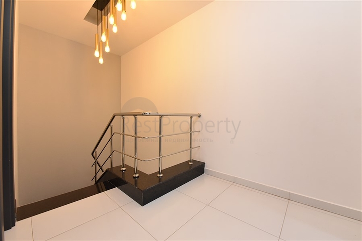 Садовий дуплекс в одному з кращих комплексів в районі Каргыджак