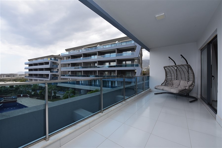 Садовий дуплекс в одному з кращих комплексів в районі Каргыджак