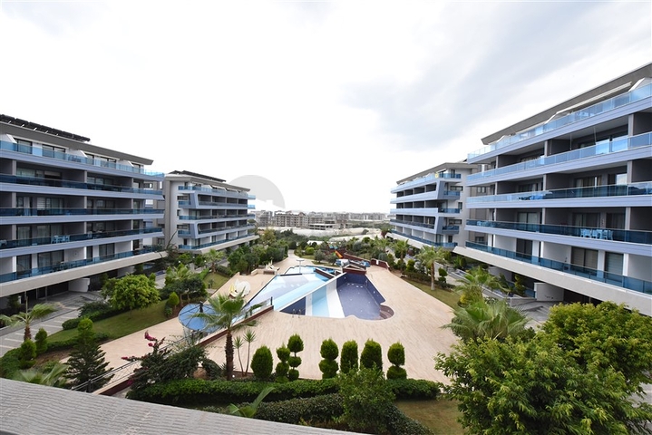 Садовий дуплекс в одному з кращих комплексів в районі Каргыджак