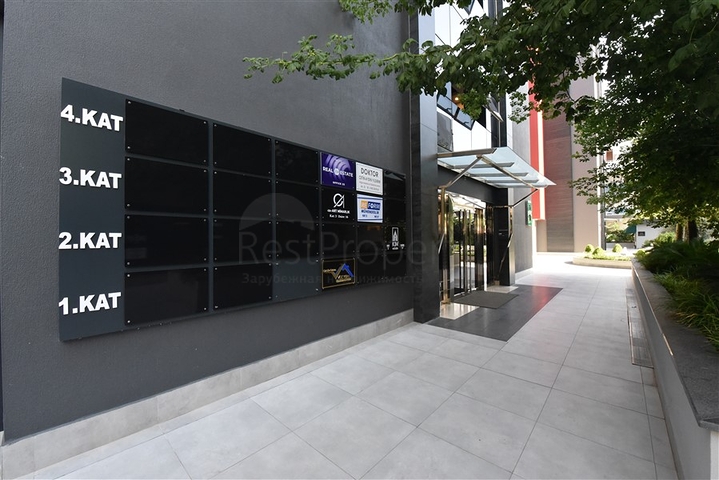 Офісне приміщення в сучасному комплексі