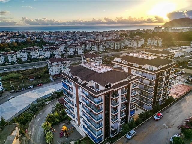 Великий пентхаус від власника плануванням 4+1 в районі Джікджіллі