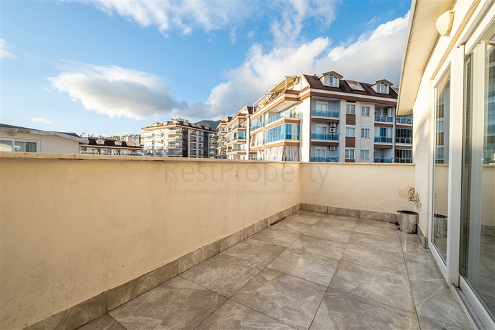 Великий пентхаус від власника плануванням 4+1 в районі Джікджіллі